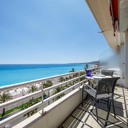 Apartment Wonderful On Sea *