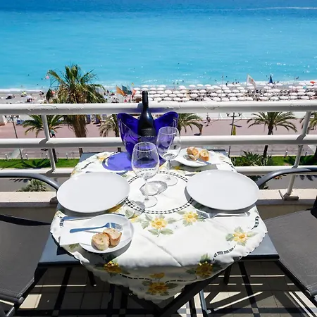 Wonderful On Sea Apartment Nizza