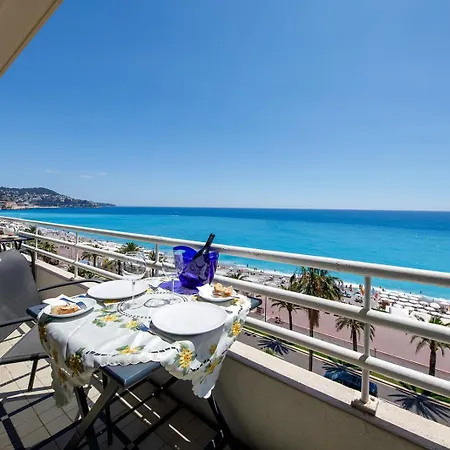 Apartment Wonderful On Sea *