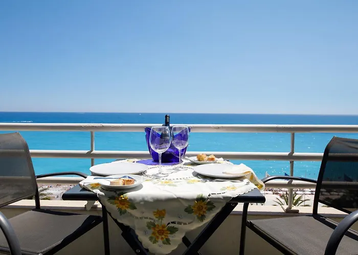 Wonderful On Sea * Nice
